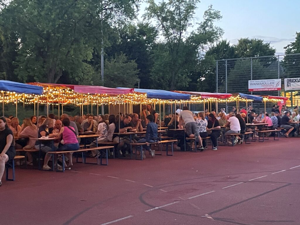 Sommerabendstimmung auf dem roten Platz